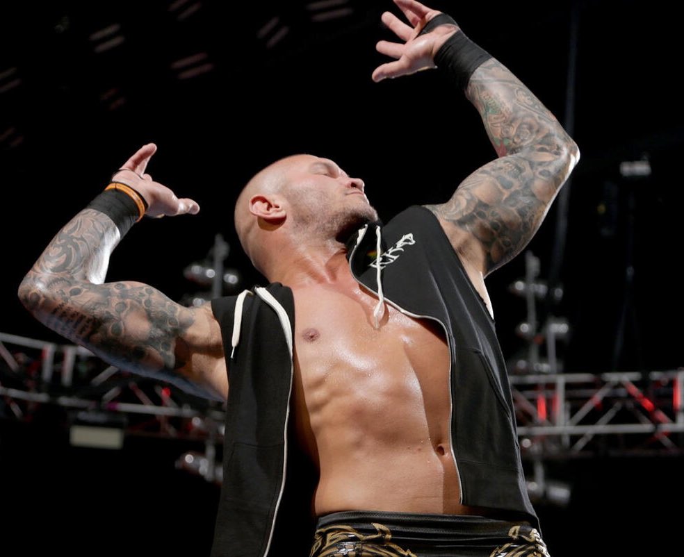 عبدالله اورتن 🐍 tweet media