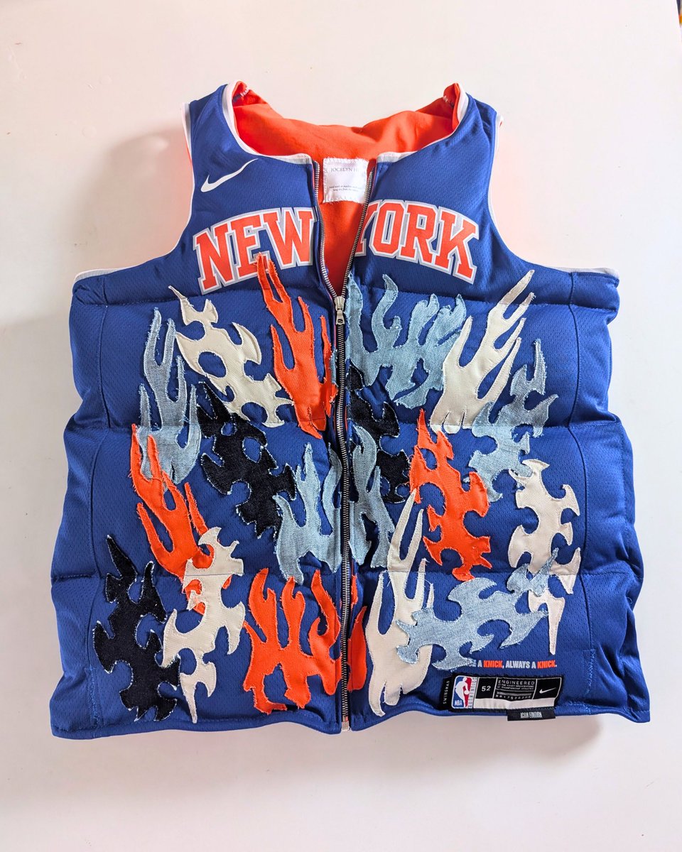 jocehu's tweet photo. if you ever wanted a knicks puffy, here’s your chance 🫶🏼 https://t.co/2YdBJTLsBf