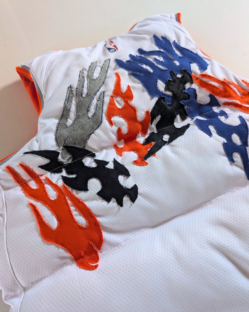 jocehu's tweet photo. if you ever wanted a knicks puffy, here’s your chance 🫶🏼 https://t.co/2YdBJTLsBf