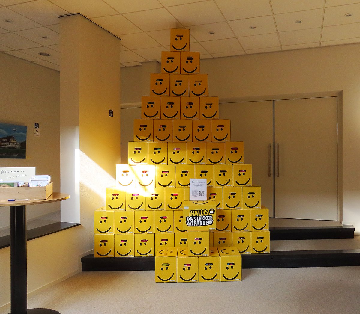 <a href="/VdsbEemsdelta/">VoedselbankEemsdelta</a> ontving via de Protestantse Gemeente Delfzijl (Kruiskerk) in totaal 68 Jumbo boodschappenpakketten. 

Ze spaarden, plakten en/of doneerden digitaal zegels van de <a href="/JumboSupermarkt/">Jumbo Supermarkten</a>, voor een volle doos met boodschappen t.w.v. € 50,00.

Info: bit.ly/36n3O6A