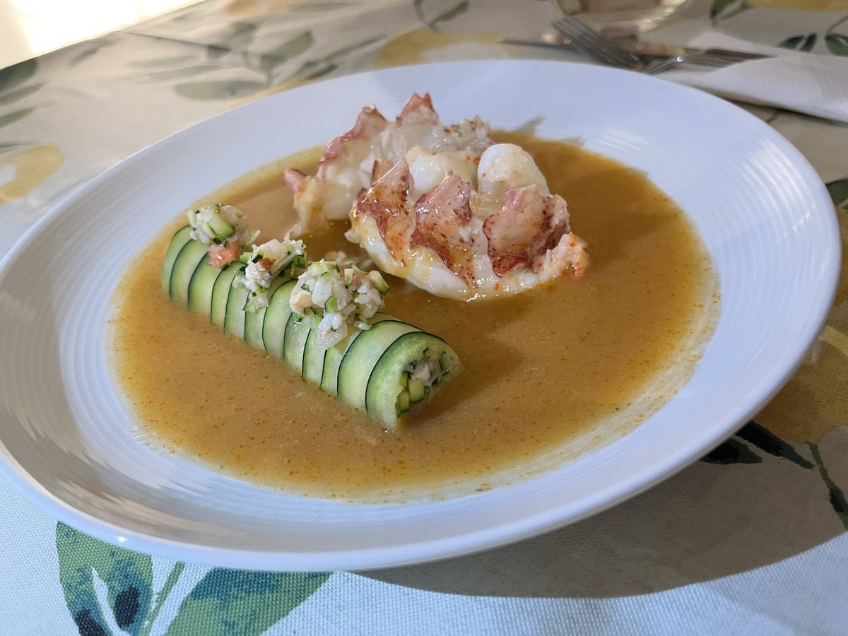 Charty Luciano tweet media