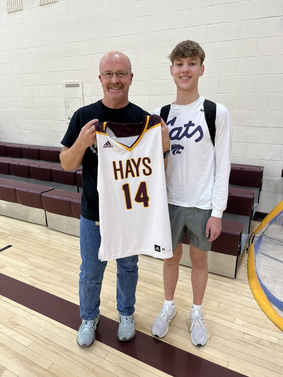 HaysHoops's tweet photo. This week’s @hays489 #EducatorOfTheWeek is Mr. Neal! Thank you for your support and all you do for Hays High. https://t.co/JIfu8CHm0l