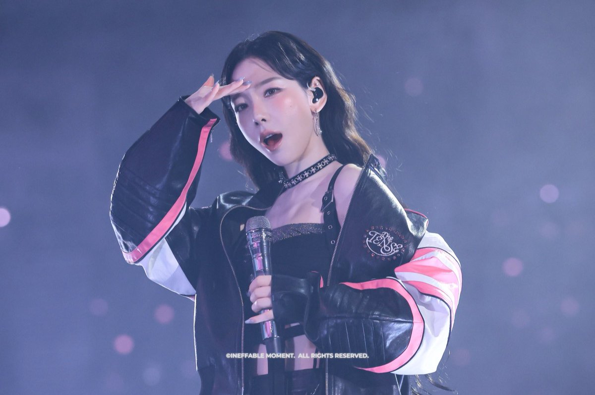 ineffablemoment's tweet photo. 250307 The Tense🫡
#TAEYEON #태연 https://t.co/H0L4nFdxSg