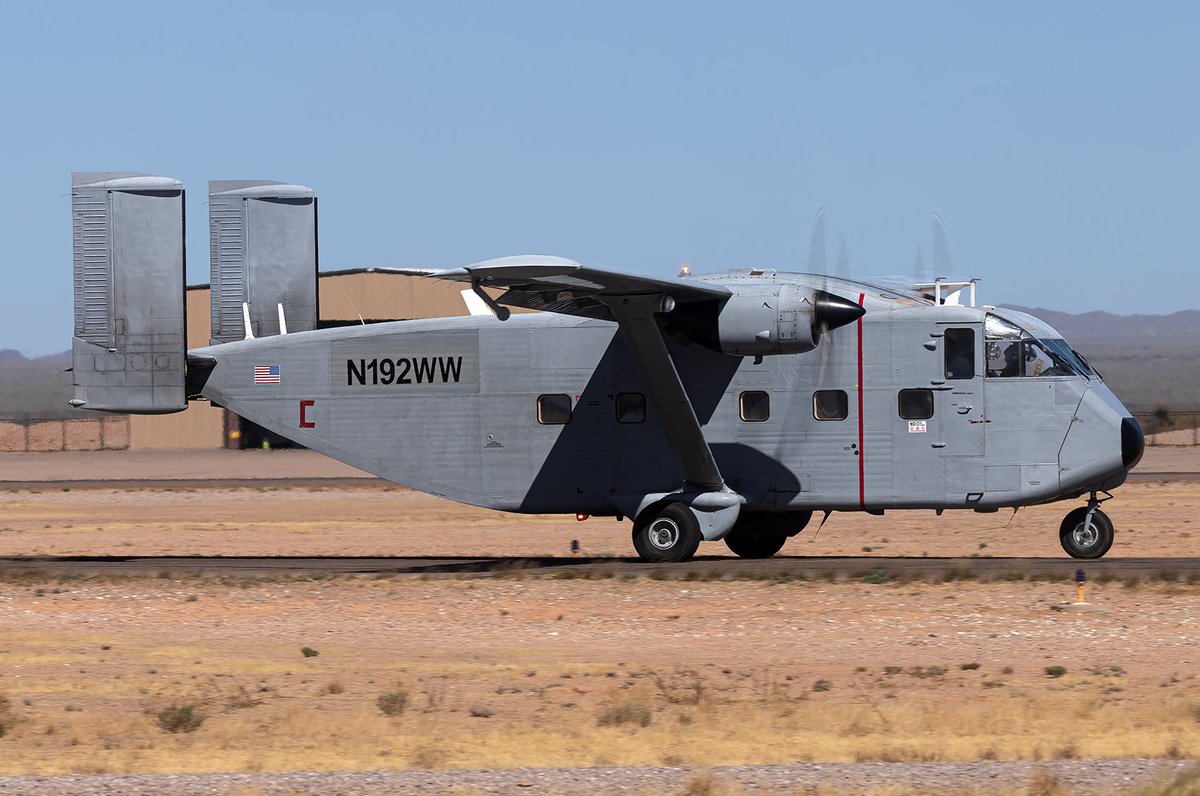 cay89455610's tweet image. SKYVAN7 and SKYVAN2 working out of Marana.