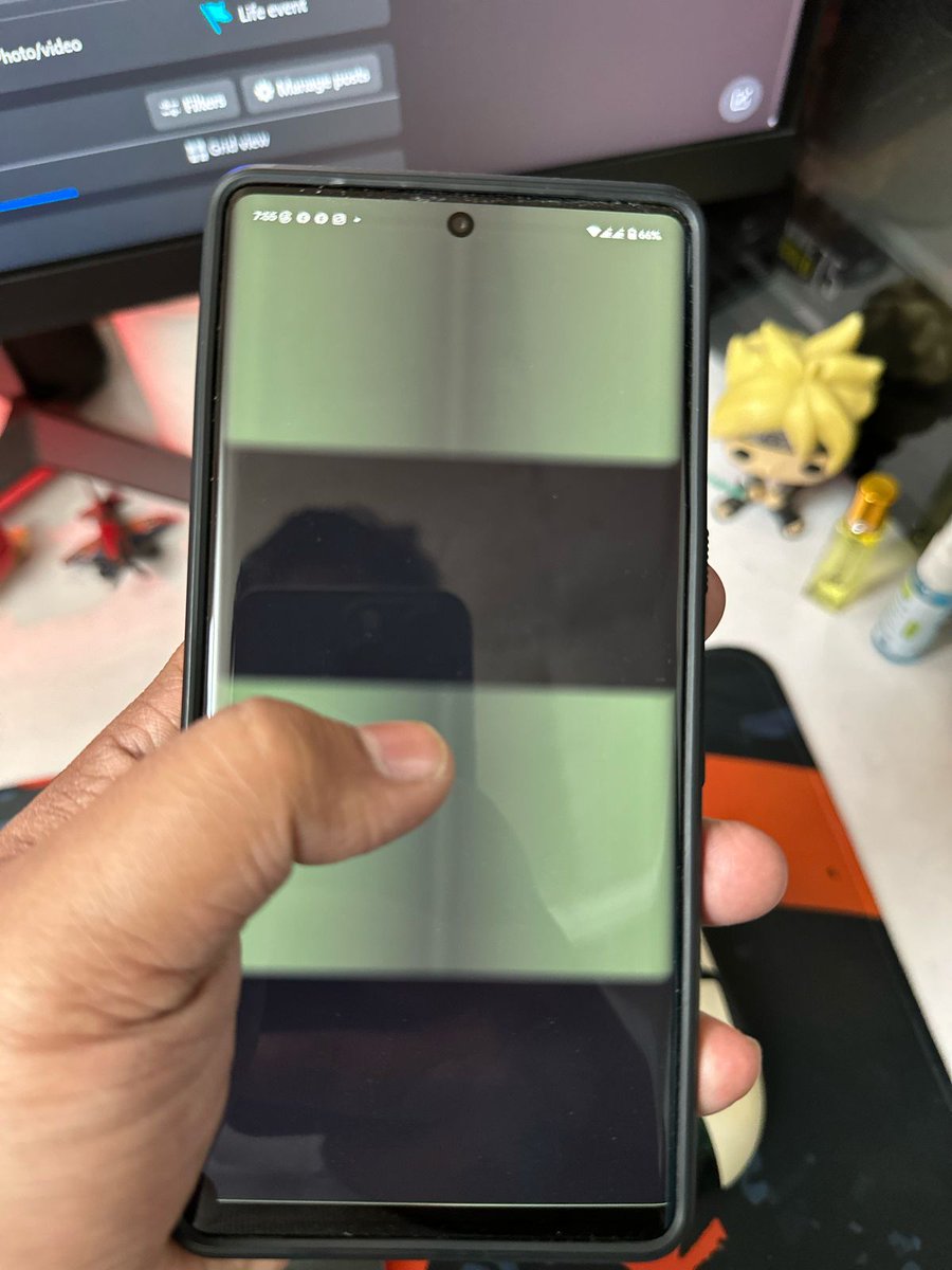 rolinx's tweet image. Dear @GooglePixel, I am writing to respectfully request assistance with a display issue on my Pixel 7 Pro. Following the March software update, I have observed a persistent green tint or shadow across various sections of the screen.  #Pixel7Pro #GoogleSupport #DisplayIssue&quot;