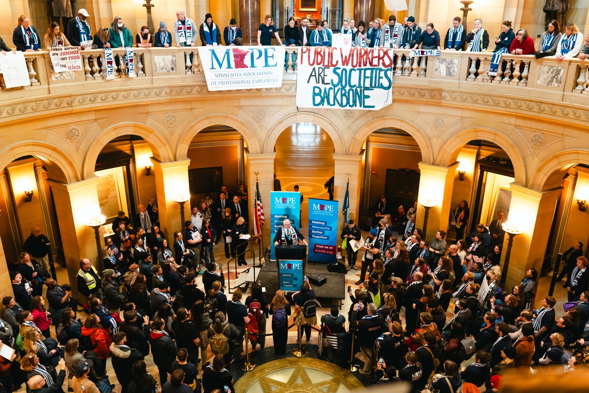 MAPEunion's tweet image. Thank you @GovTimWalz for speaking to nearly 600 MAPE members about the important work our state workers do to keep Minnesota running. Let's fully fund state agencies and ensure Minnesotans receive the support they need and deserve! #WedotheWork #MAPEStrong