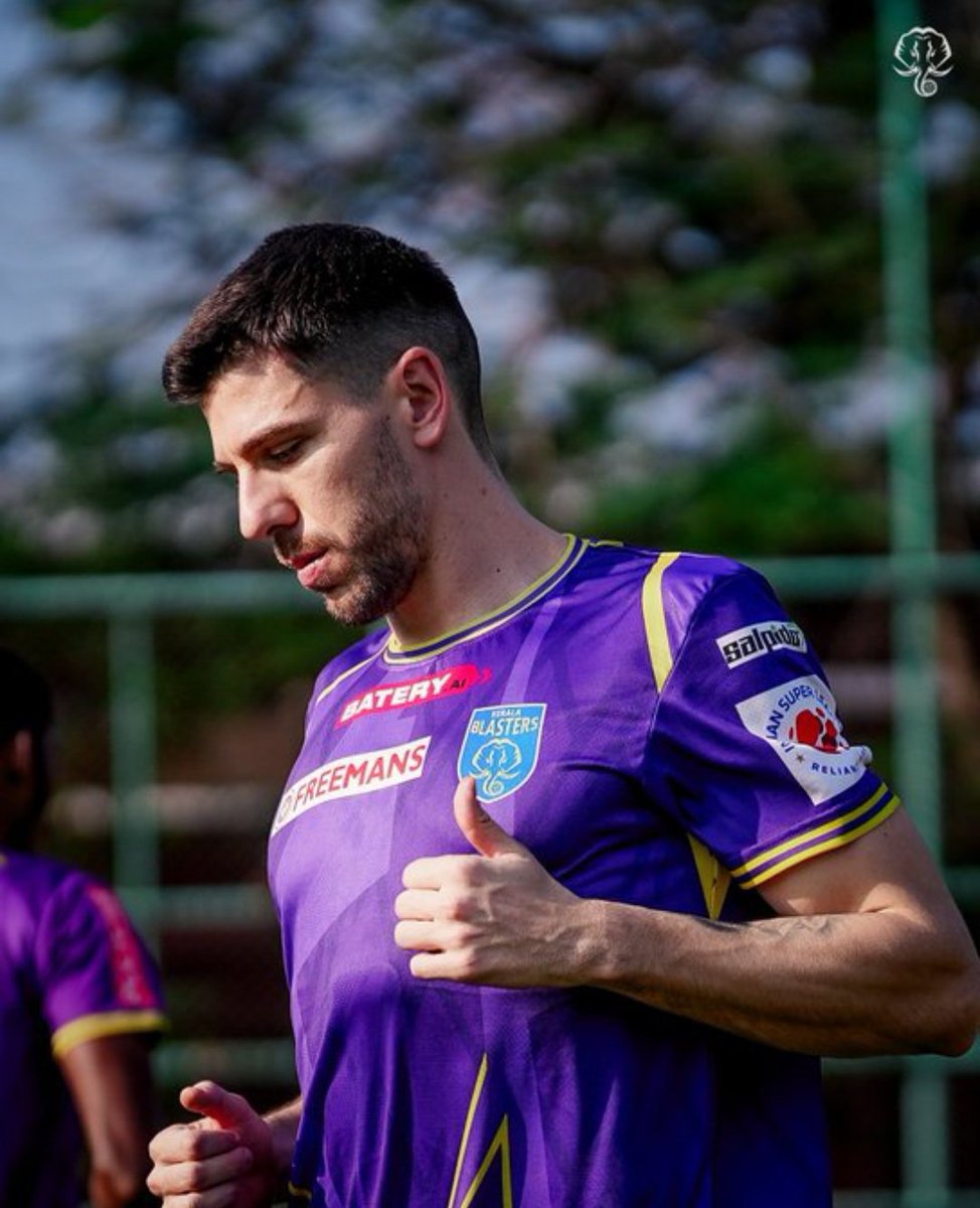 SUSHANT66366812's tweet image. DUSAN LAGATOR STATS TONIGHT ⭐⭐⭐⭐⭐ 

Minutes - 90
Clean Sheet ✅
Touches - 47
Accurate passes 44/47 ( 94% )
Dispossessed -0
Accurate long balls - 6/6 ( 100 % ) 
Clearance - 8 
Recoveries - 4
Aerial Duels Won - 2/2

Thoughts 💭 

#KBFC #UnitedForBetterBlasters