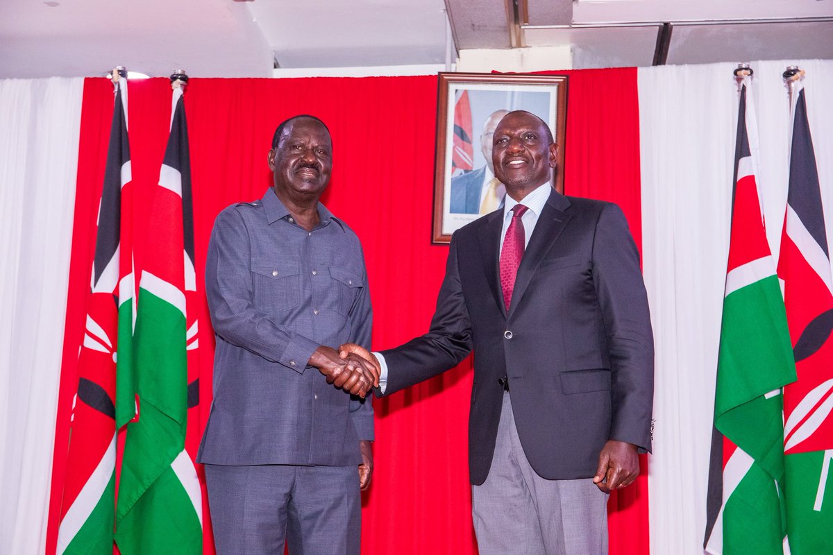 FrankMtetezi's tweet photo. Today's KICC event was a Fresh breath of Kenya's Politics as President William Ruto and Hon Raila Odinga signed a working Pact between UDA and ODM, This #JointFrameWork will enable the country to move forward,The NADCO's Broad-Based government of ODM and UDA = Kumi bila break๐ช https://t.co/gNUsaxk8GE