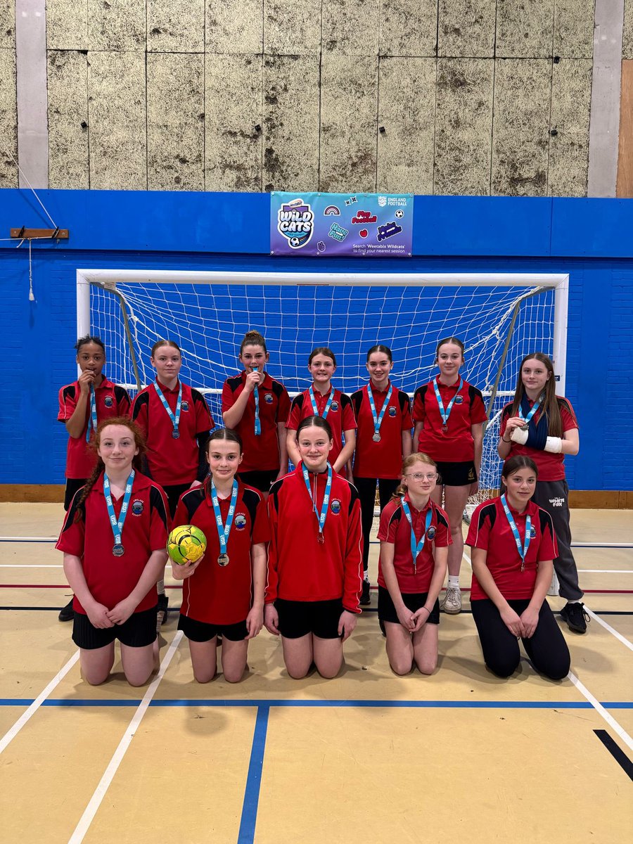 Our year 7/8 girls came second in the county handball competition today 🥈👏🏻

The <a href="/linsladeschool/">Linslade School</a> girls won all games but one, missing out by just one goal 🤾🏻‍♀️ 

What a way to celebrate #InternationalWomensDay 

<a href="/PMStock11/">Phil Stock</a> <a href="/LLSSP/">Leighton-LinsladeSSP</a> <a href="/ThisGirlCanUK/">This Girl Can</a> <a href="/CLTSports4/">CLT Sports</a>