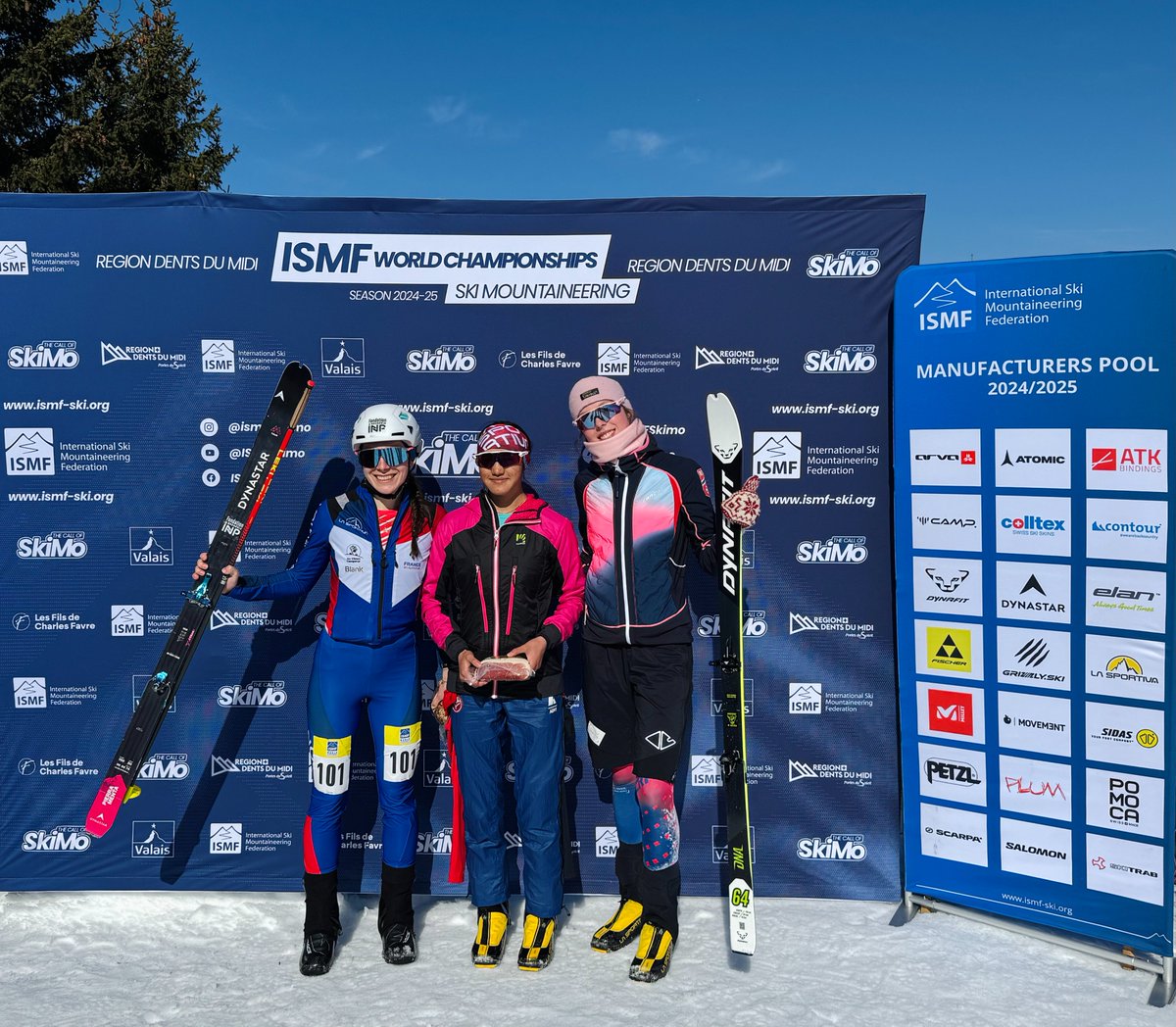 ISMFSkimo's tweet image. A golden day for Team 🇨🇳 China! Yuzhen Cidan seals a remarkable performance, bringing home the third gold medal of the day.
Meanwhile, 🇺🇲 Briley Griffin continues to dominate, making history in Morgins as a three-time World Champion! 🏆🏆🏆

#U20 #Individual #ismf #skimo