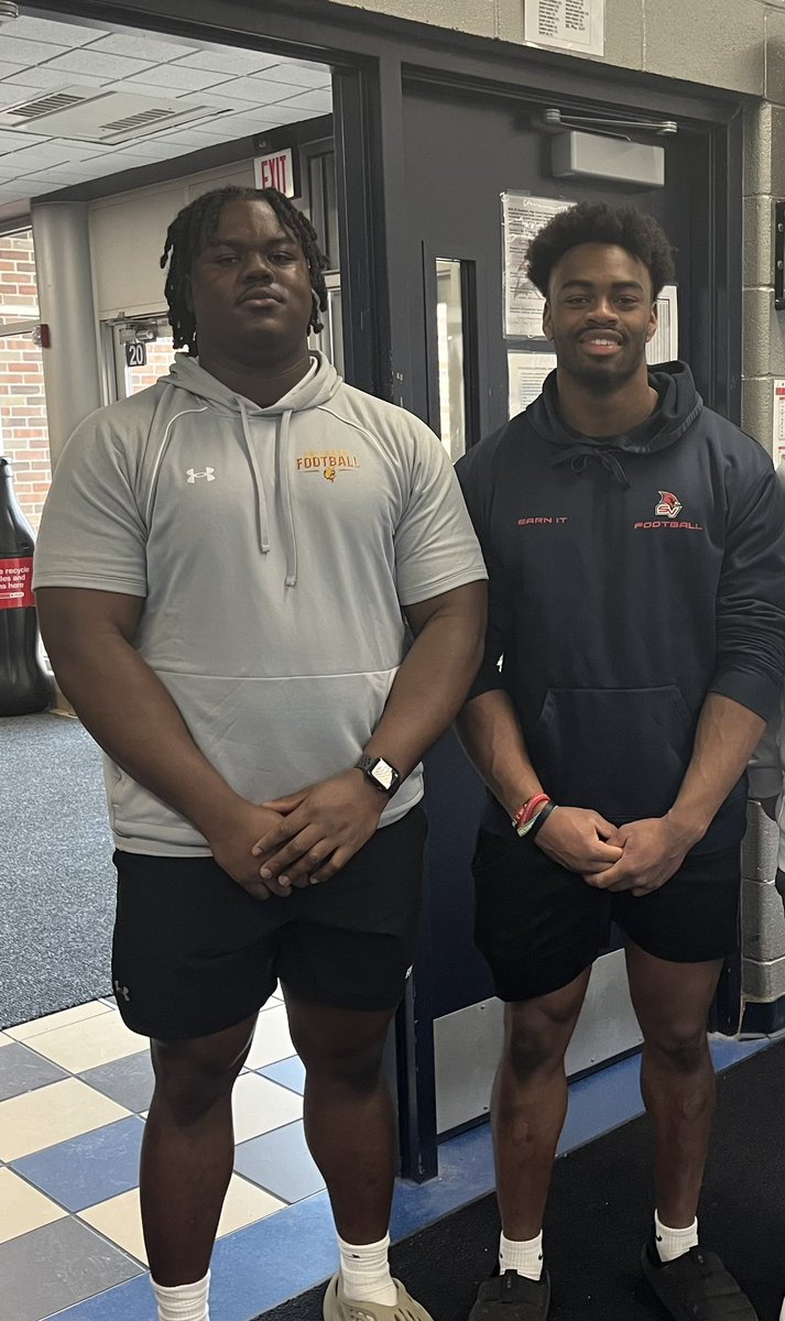 FH Northern Football (@huskypride4) on Twitter photo Couple all time #northerndawgs back working out over break! #huskypride
<a href="/curtandrews23/">Curtis Andrews III</a> <a href="/zacharykelly52/">Zachary Kelly</a>
<a href="/HuskiesAD/">Northern Huskies Athletics</a> <a href="/FerrisFootball/">Ferris St. Football</a> <a href="/svsu_football/">SVSU Football</a> Couple all time #northerndawgs back working out over break! #huskypride
<a href="/curtandrews23/">Curtis Andrews III</a> <a href="/zacharykelly52/">Zachary Kelly</a>
<a href="/HuskiesAD/">Northern Huskies Athletics</a> <a href="/FerrisFootball/">Ferris St. Football</a> <a href="/svsu_football/">SVSU Football</a>