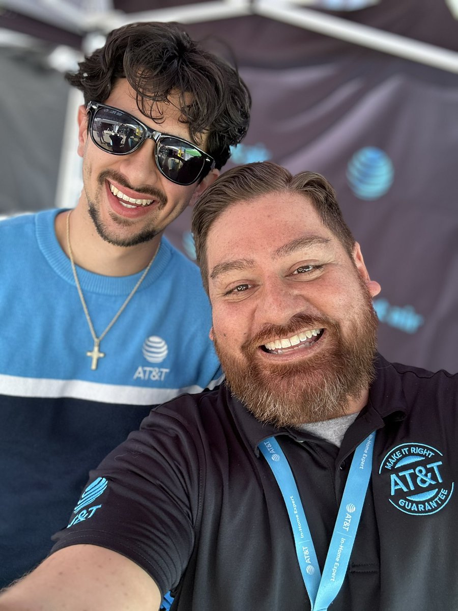 Berto_Momo's tweet image. Strawberry Festival 2025 vibes!!!#OneFLA 🌎 #LifeAtATT
#ItsAFloridaThing #IHX