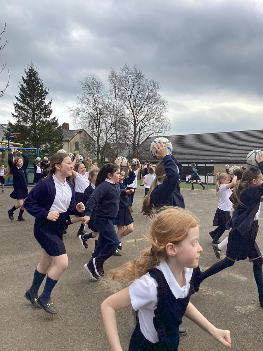 Read St Johns Primary School tweet media