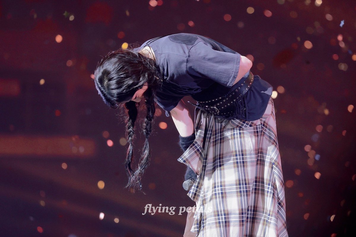 flying_petals's tweet image. 250307 The TENSE 💯
#태연 #taeyeon