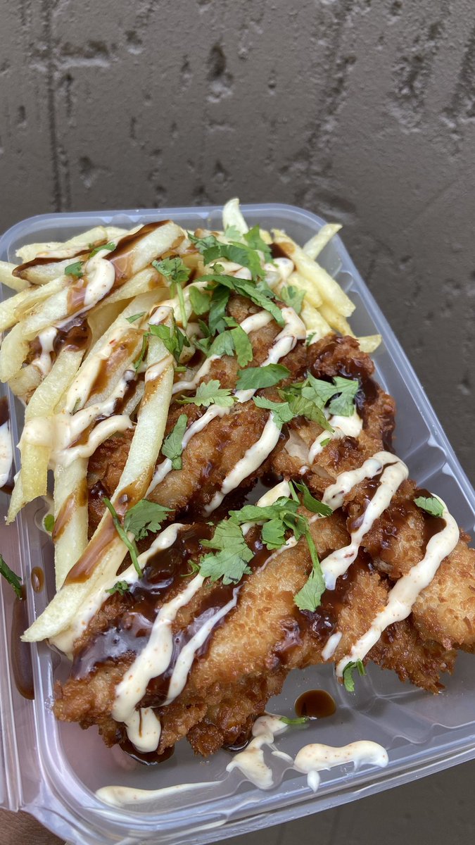omgkgomotso's tweet photo. Hi guys I’ll be open tomorrow also. ❤️ come through🙏🏼 https://t.co/SH5CN8eyCt