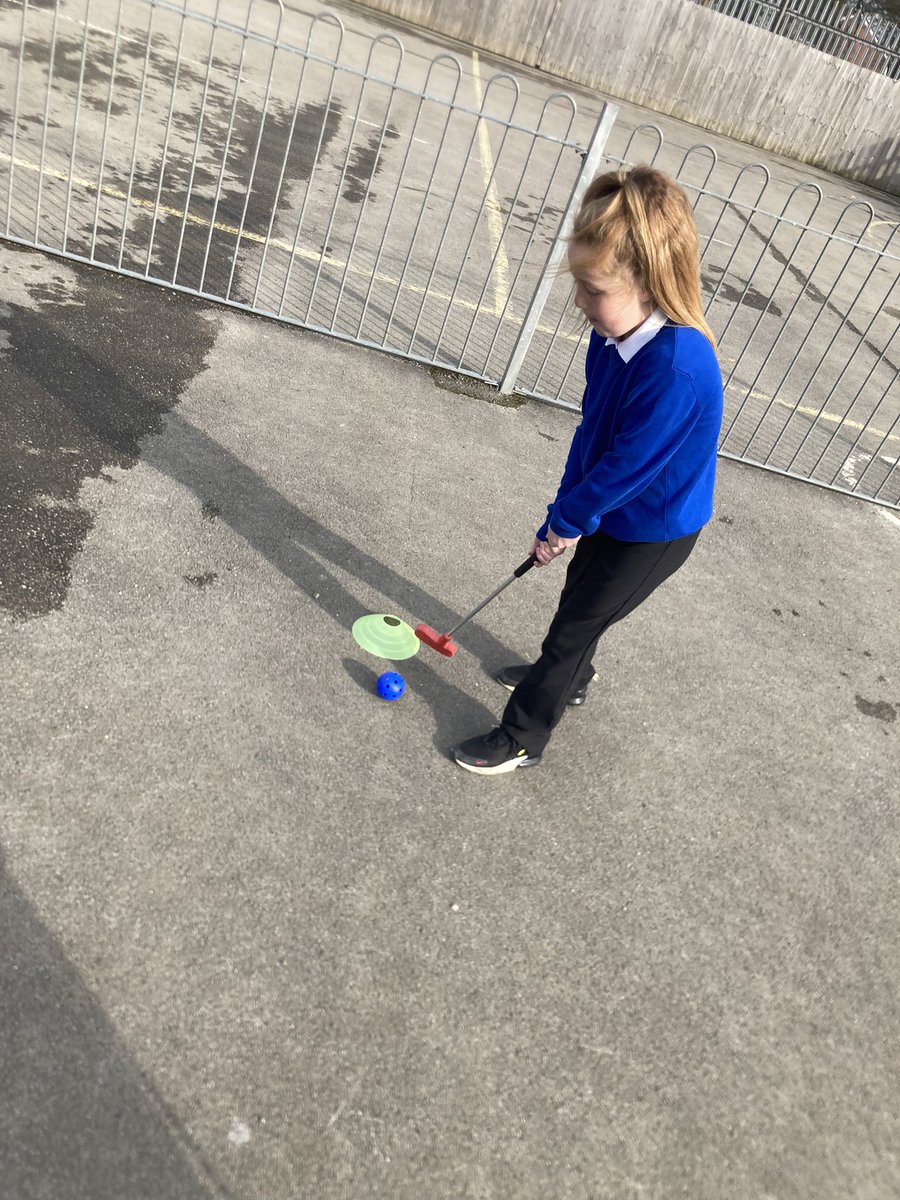 TPAYear3KK's tweet photo. In #TPAPE we have been developing our accuracy through putting. @DeltaTheParks https://t.co/L6xhttaggo