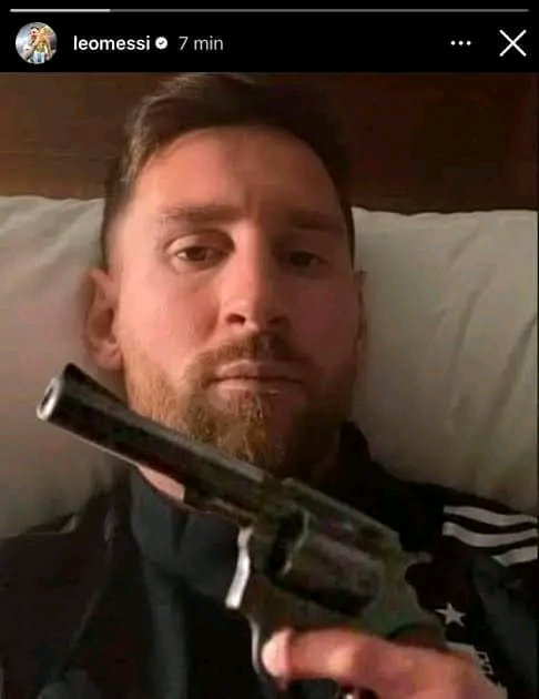 JrAllvesJose's tweet photo. Professor as 13:40: boa tarde, não haverá aula hoje
Eu que saí de casa 12:30 lendo a msg ainda no ônibus https://t.co/EgrCNEVkQX