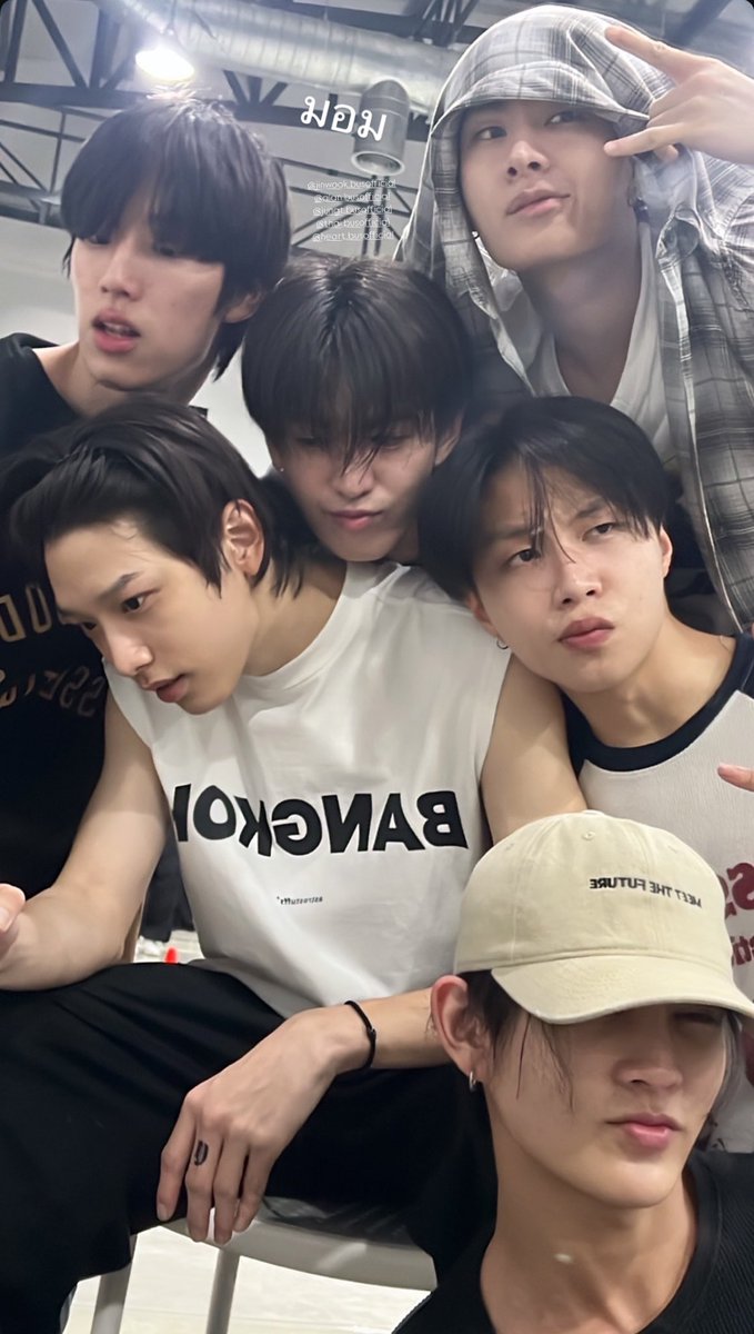 doublepp__'s tweet photo. จ๊ากกก ดิบมากพี่ เน้กมาลงสตรน้องบัสโคตรดิบ คถมากกกกกก😭👍🏻 https://t.co/oMEzBvysPJ