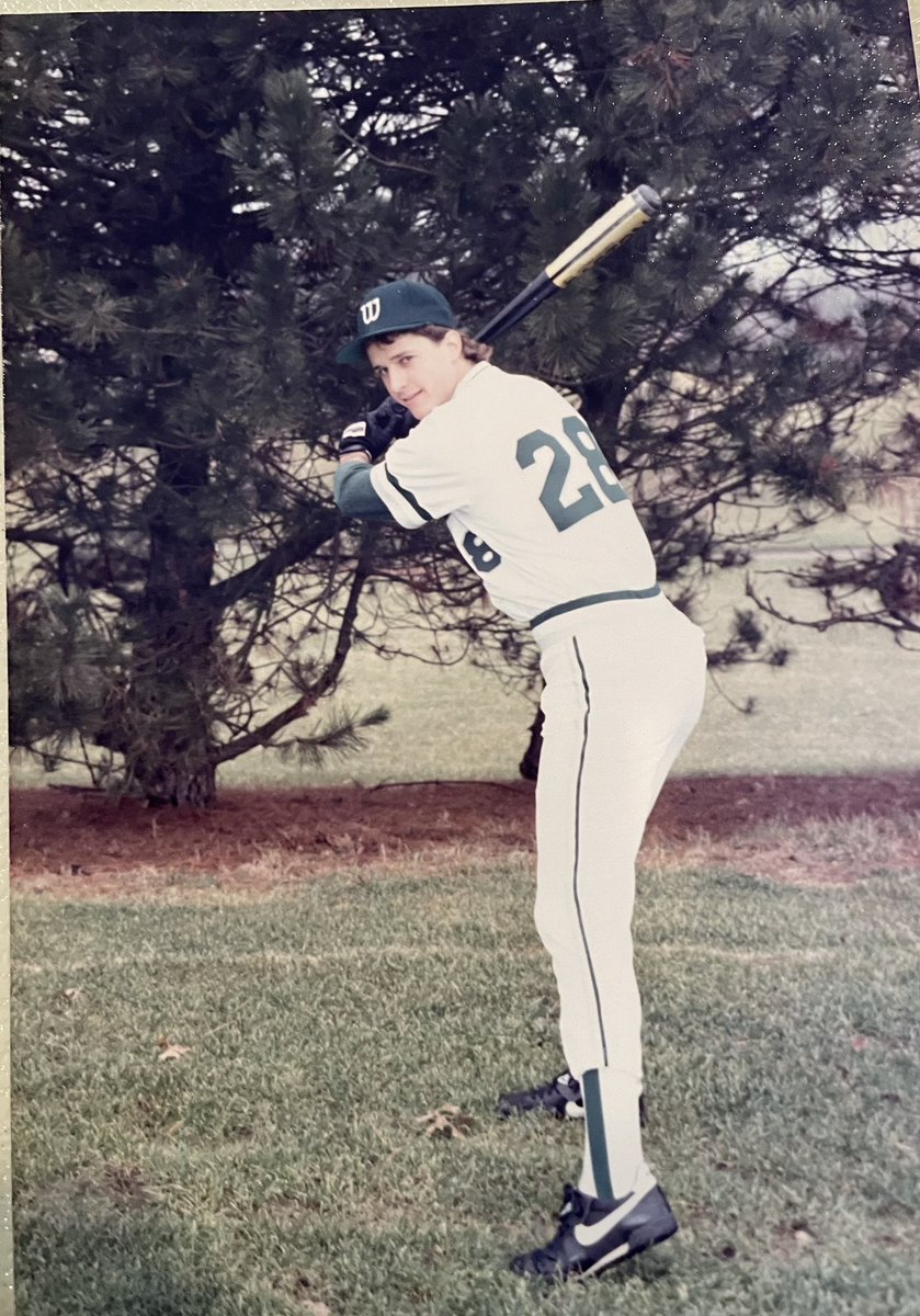 DrBobbyMoore's tweet photo. Some days there are no songs 🎶 in my Heart ❤️, But I sing anyways. Because Cancer is only a six letter word, and Not a Death Sentence!
#Cancer #CancerAwareness
#CancerTreatment
#MultipleMyeloma
#MultipleNetwork
#warriorr
#Hawaii
#baseballcards
#Baseball
#WCB
@BenZeigler1 https://t.co/auGom5Qvd4