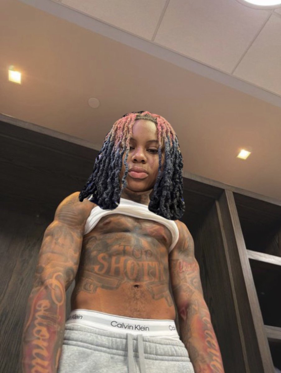 yobtchfavstem's tweet image. what you go do for me?😏 #postworkout