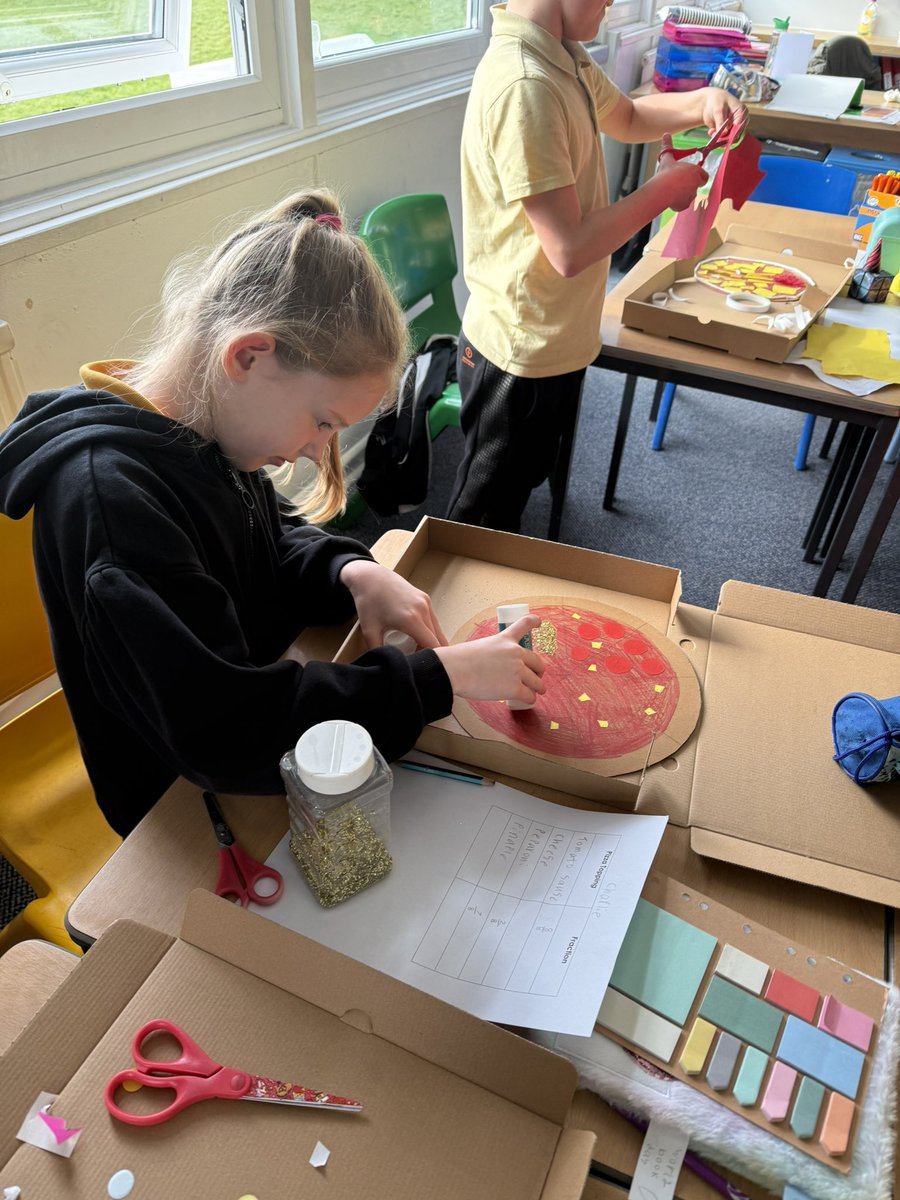 minishant_ps's tweet image. Class 2 had a blast making fraction pizzas today! They picked their toppings and worked out the fractions for each slice. Big thanks to Lido Prestwick for donating the pizza boxes—made the experience even more fun! #MathsInAction #FractionsAreFun