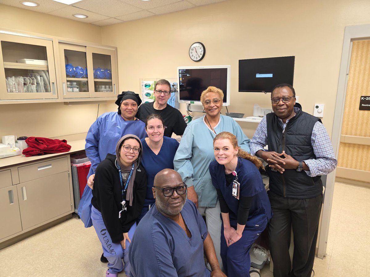 Jackson VA GI endoscopy team celebrating Dress in Blue Day 2025! #ColorectalCancerAwarenessMonth #BlueforCRC <a href="/AmCollegeGastro/">ACG</a>