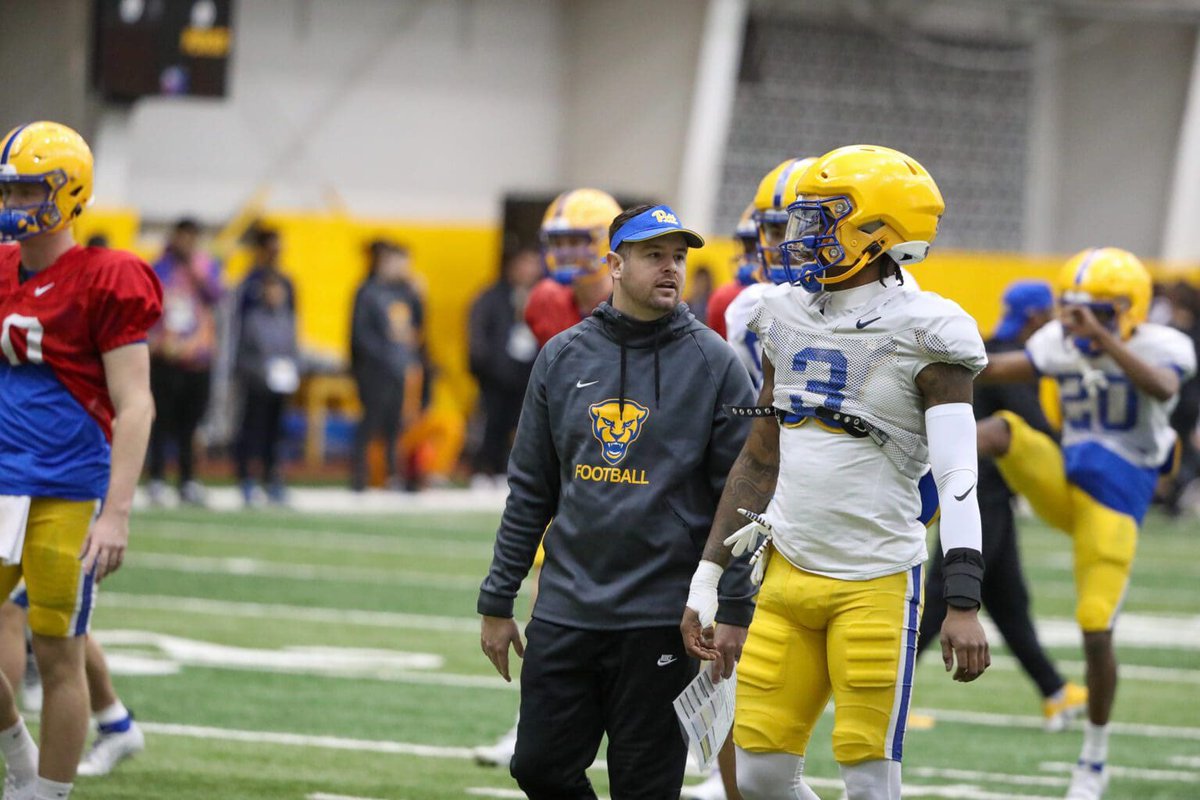 Kade Bell Sparks Major Change in Pitt Recruiting Playbook

pittsburghsportsnow.com/2025/03/07/kad… via <a href="/PghSportsNow/">Pittsburgh Sports Now</a> <a href="/Tysolive_/">Tyler Reid</a> <a href="/1gump_/">Jacob Thomas</a>