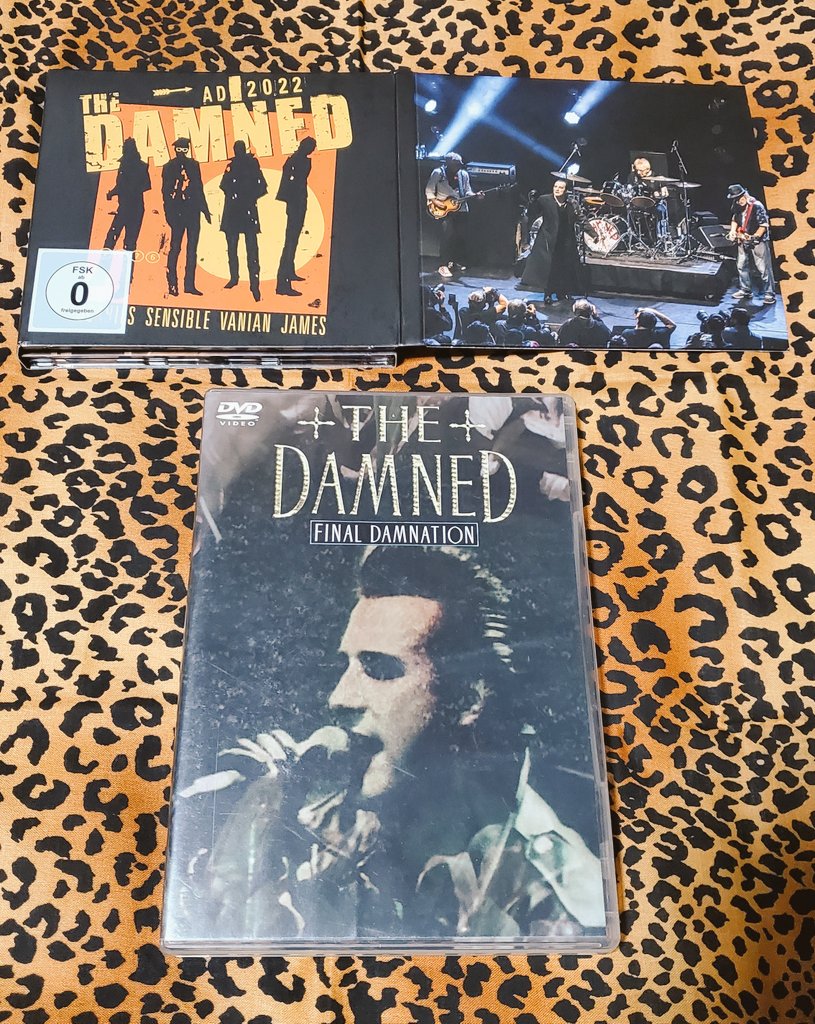 MaruPunks's tweet image. 先ほどのポスト、勘違いしてた。去年のはオリジナル・メンバーでの来日ではなかったですね…。けどもう自分は一度もオリジナル・メンバーでのダムドを観れる事ないのは残念なのと、何より昔から聴いてるバンドのメンバーの訃報がこうも続くとやっぱ気が滅入る…。　R.I.P.
#BrianJames #TheDamned