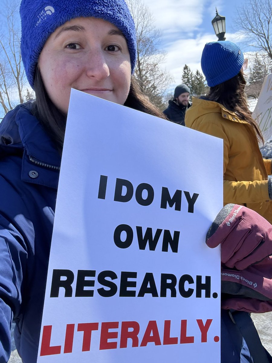 Standing up for Science in Burlington! #StandUpForScience2025