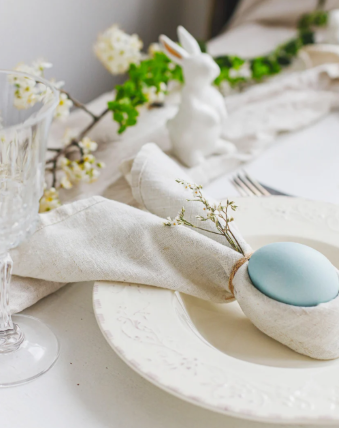 🐰 Celebrate Easter at Brookstreet!

Perspectives – Savor a à la carte Easter Brunch with fresh, seasonal flavors. 

Ironstone – Enjoy a festive Easter buffet with delicious dishes for the whole family! 

Reserve your table today: ow.ly/LO3X50VcEnE

#Brookstreet #Easter
