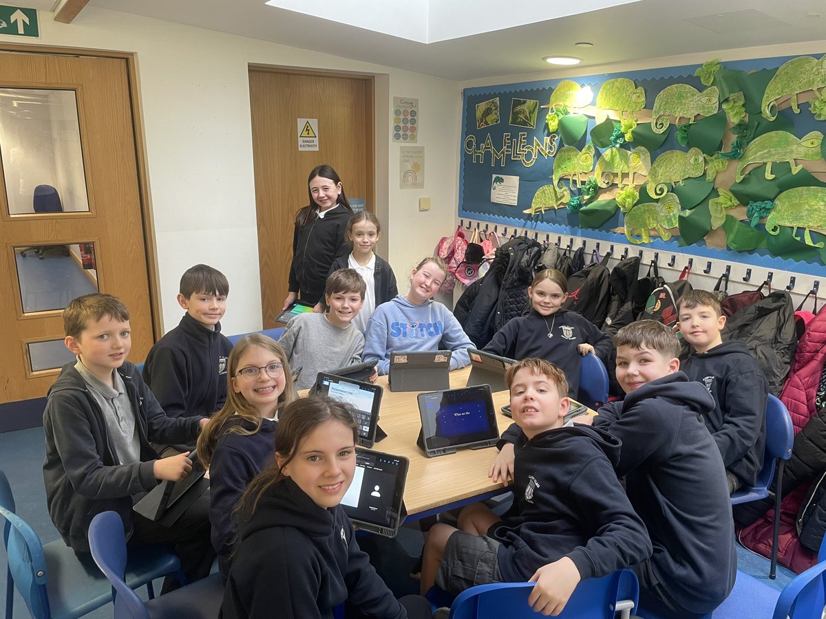 Miss Robinson tweet media