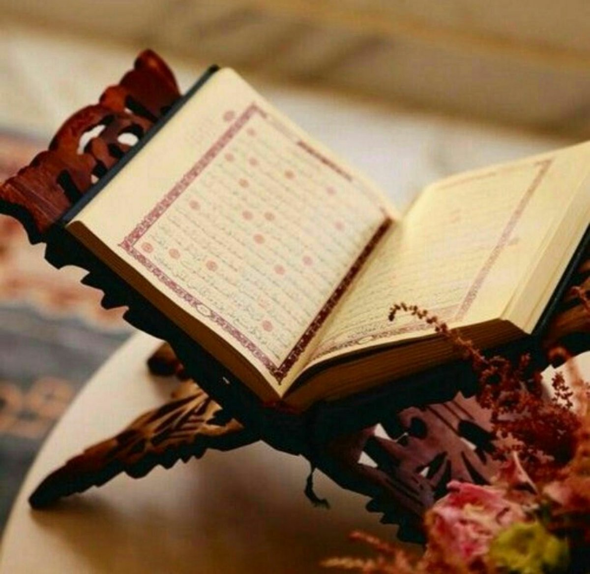 🔹 روي عن الإمام الباقر (عليه السلام) أنه قال:" إن لله ملائكة موكلين بالصائمين، يستغفرون لهم في كل يوم من شهر رمضان إلى آخره."
📖 المصدر: الأمالي ، الشيخ الصدوق ، ص ١٠٨