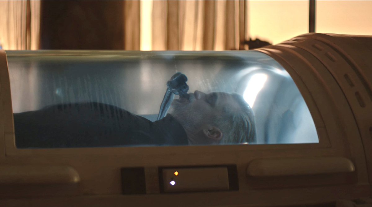 ct99r2d2's tweet image. friendly reminder that Cobb Vanth has been soaking in his Bacta Tank water for 1,122 days