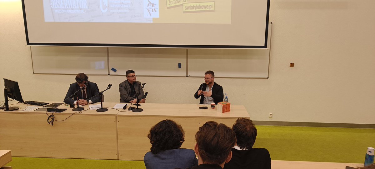 Wydział Prawa i Adm. UniLodz (@wpiaul) on Twitter photo Dzisiaj gościem SKNPrawa Międzynarodowego jest Mateusz Grzeszczuk z <a href="/PBPaszportu/">Mateusz Grzeszczuk - Podróż bez Paszportu</a>, z którym rozmawiają <a href="/TomaszLachowsk1/">Tomasz Lachowski</a> i <a href="/MPiatkowski1/">Mateusz Piątkowski</a>. <a href="/unilodz/">Biuro Prasowe UniLodz</a> <a href="/ObserwatorMiedz/">ObserwatorMiedzynar.</a> Dzisiaj gościem SKNPrawa Międzynarodowego jest Mateusz Grzeszczuk z <a href="/PBPaszportu/">Mateusz Grzeszczuk - Podróż bez Paszportu</a>, z którym rozmawiają <a href="/TomaszLachowsk1/">Tomasz Lachowski</a> i <a href="/MPiatkowski1/">Mateusz Piątkowski</a>. <a href="/unilodz/">Biuro Prasowe UniLodz</a> <a href="/ObserwatorMiedz/">ObserwatorMiedzynar.</a>