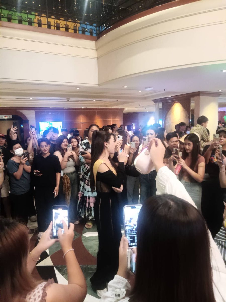 Hiw_555555's tweet photo. โอบกอดกชเบลตลอดไป❤️

GOTCHABELL
#กชเบล https://t.co/ukIeYO7pTc