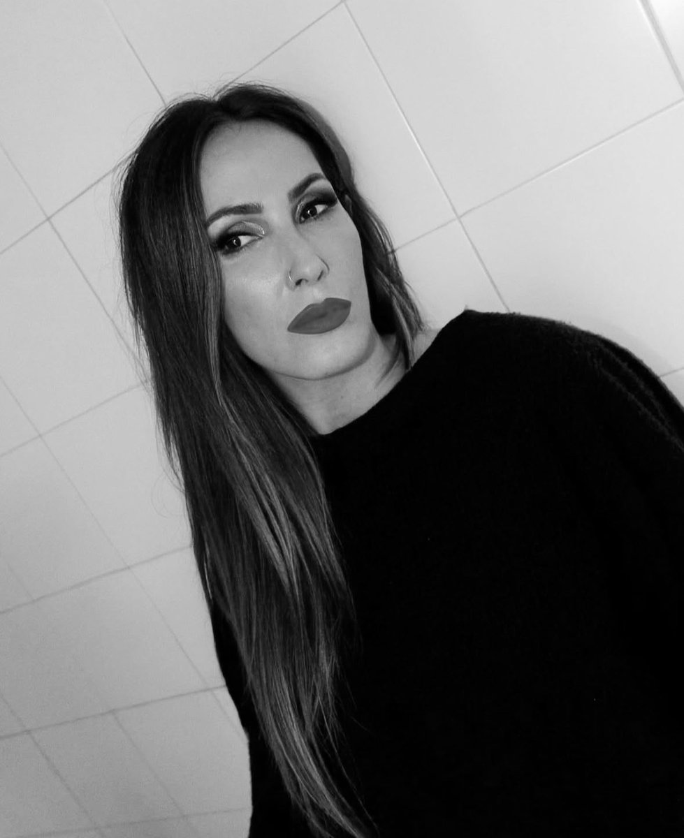 Lydiamy99's tweet photo. ¿Otro Wizink @_MaluOficial_ ? 🙏🏻😭🫶🏼 https://t.co/XEqLqYyMGg