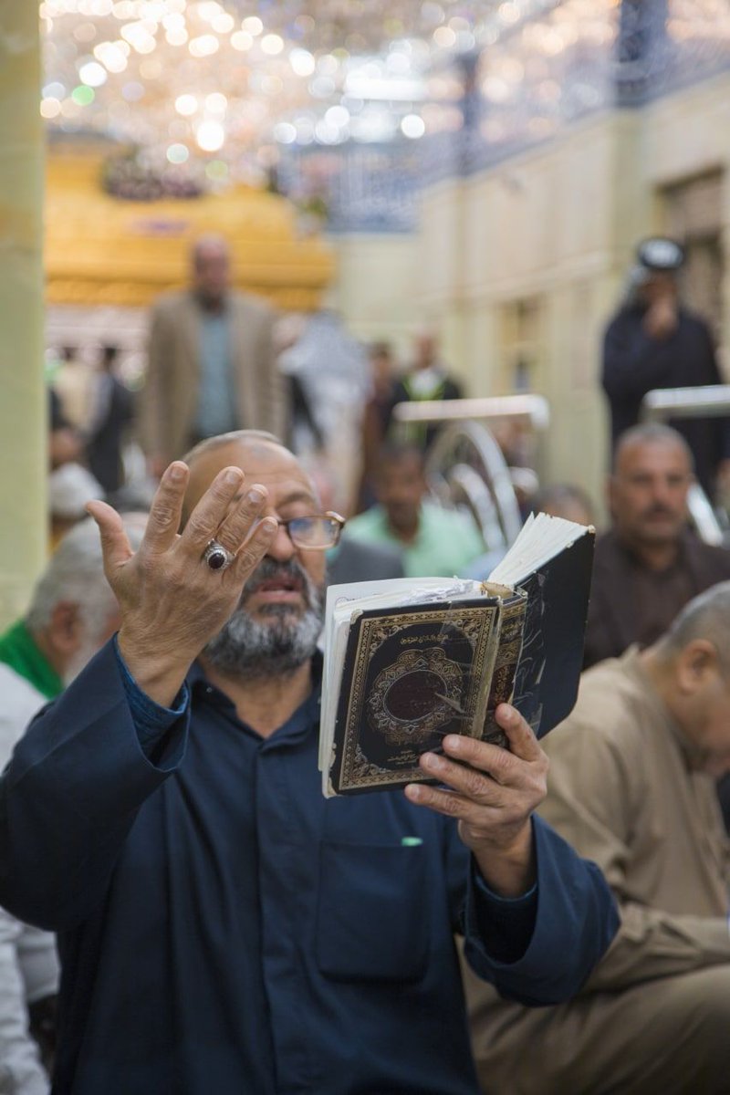 وَأَمَرْتَنا أَنْ لا نَرُدَّ سائِلاً عَنْ أَبْوابِنا، وَقَدْ جِئْتُكَ سائِلاً فَلا تَرُدَّنِي إِلاّ بِقَضاء حاجَتِي.🤲