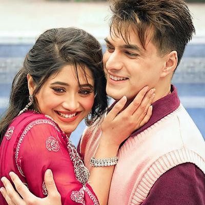 vidushisam's tweet photo. Two couples 😘 same story ❤️
Which one will you choose ✨ 

Like for forever ♾️ #Kaira 

Retweet for newly ▶️ #PrAdhya 

#Anupamaa #Shivin https://t.co/89sxXoCo2P