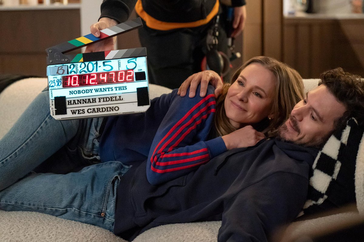 FilmUpdates's tweet photo. Kristen Bell and Adam Brody on the set of ‘NOBODY WANTS THIS’ season 2. https://t.co/DgsbR1bqQh