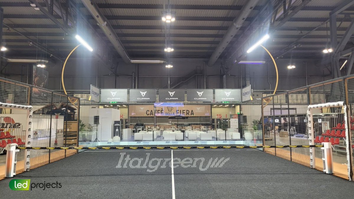 LedProjects's tweet image. 🇮🇹 Ciao Italia, siamo a #RacquetTrend! 🇮🇹
Le nostre luci brillano sul campo di #Italgreen 💡🎾 Vieni a vederle in azione!
#LedProjects #Italgreen #Padel #Innovazione #Milano