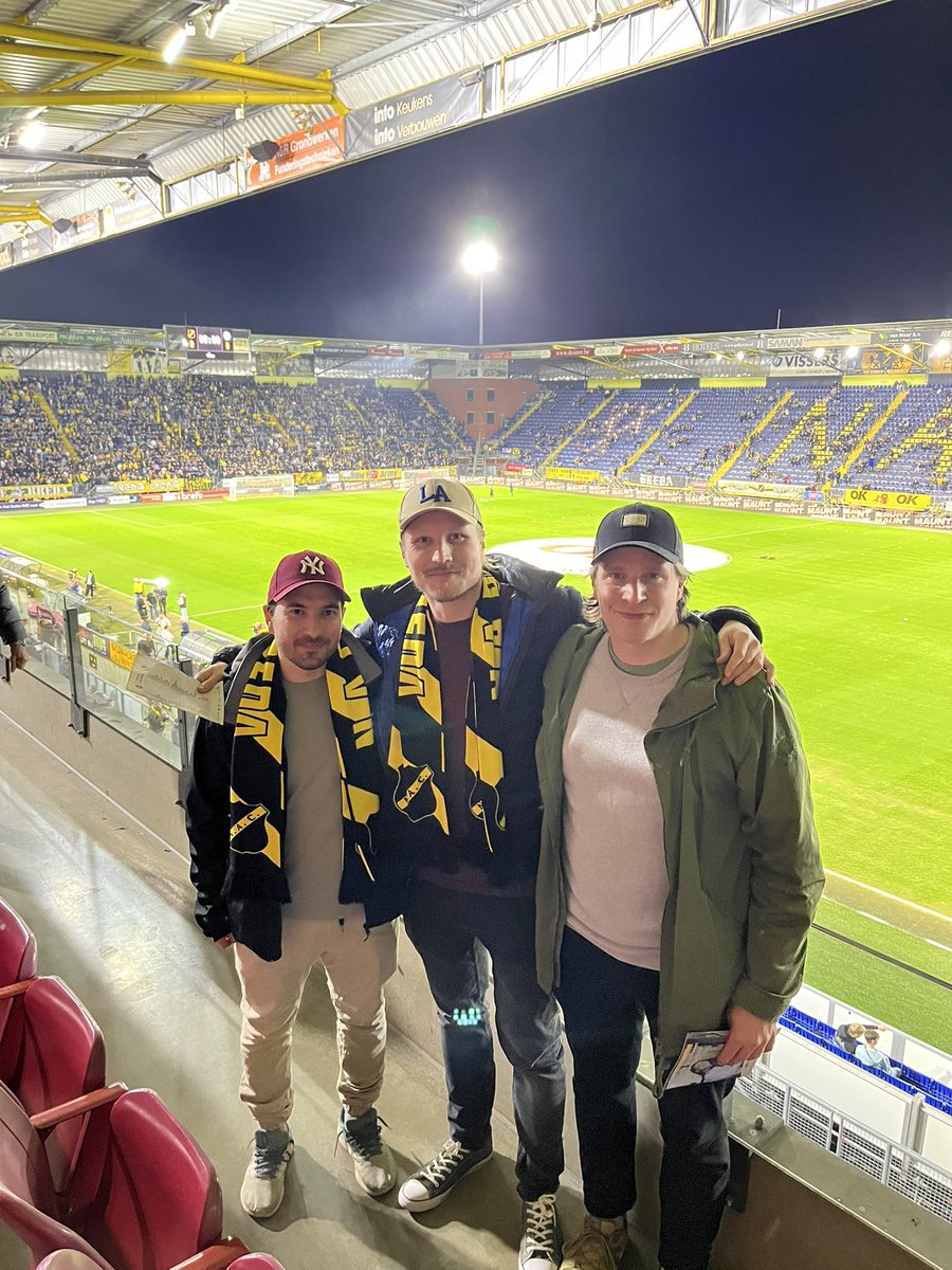 Holmi91's tweet photo. Ja stadion…. https://t.co/JwrRYVMW95