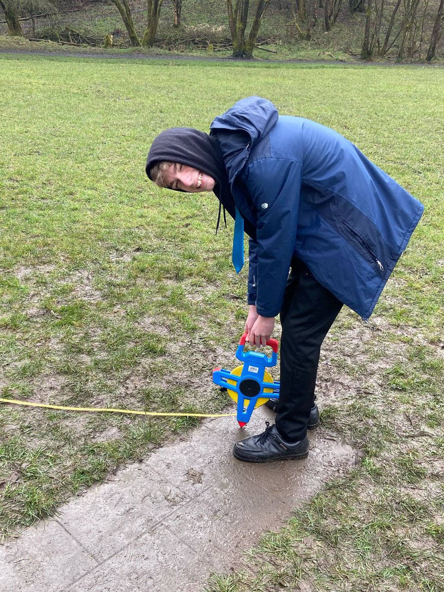 DerbyHighMaths's tweet image. Today a group of our Year 10 students ventured up to Hoddlesden to study an analemmetic sundial with hopes of creating our own at The Derby High School.

Here you can see students collecting data and measurements for the project.

@derbyhighbury #enrichment #practicalmaths