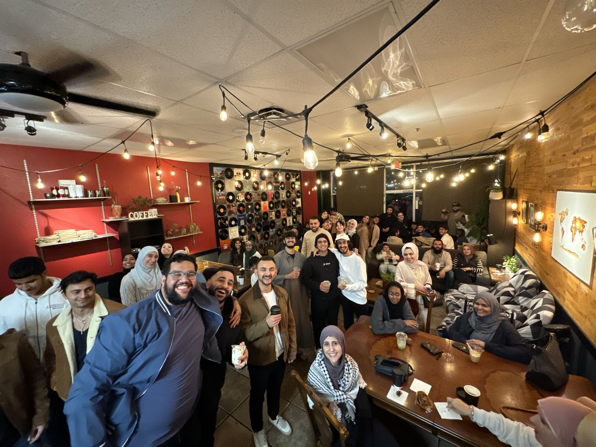 zakirsiddi's tweet photo. #ScenesFromTheBean https://t.co/IIUB4w17Rh