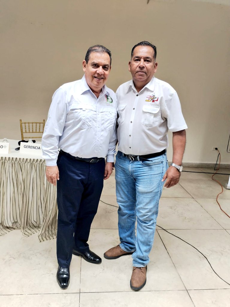 Lanzamiento <a href="/FeriaDeDavid/">FERIA DE DAVID</a> cobertura de Ritmo92.9