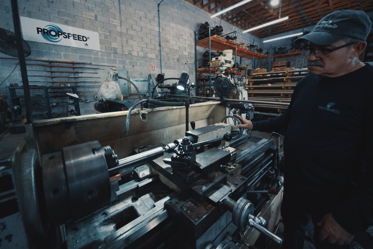 tri_county_prop's tweet photo. Our expert machinists craft shafts to match client samples and provided specs, ensuring tapers and threads meet SAE International J755 standards. Need metric sizes or custom machining? We’ve got you covered. 📞 Contact us at 305.545.8005 for a free quote.

#boats #boat #yachting https://t.co/f8XPxzskJq