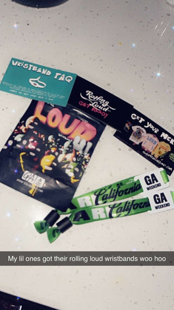RaideretteQT's tweet photo. Next up #RollingLoud for my lil ones 👏🏼 #SpoiledKids 🫶🏽💕 https://t.co/1pg97b0NPP