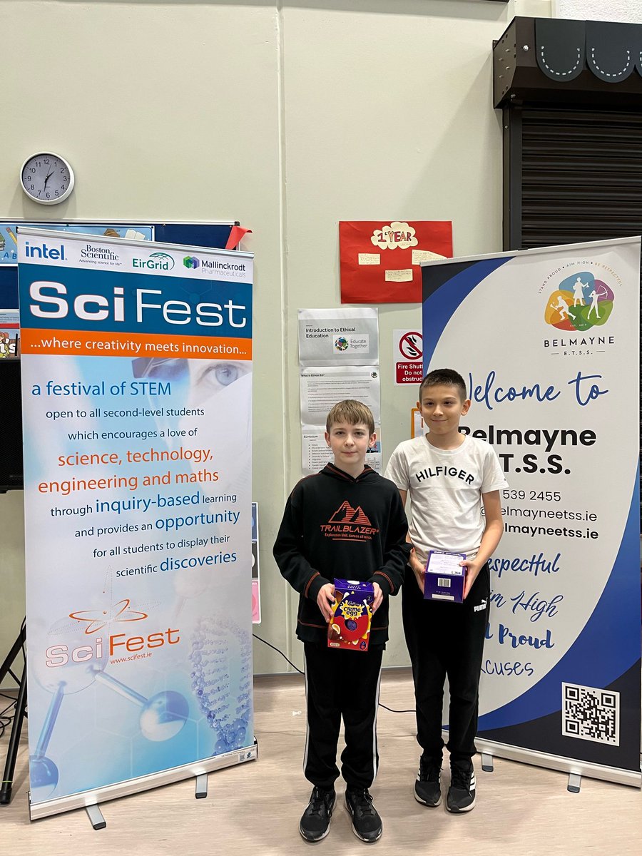 BelmayneEtss's tweet photo. Well done to Alba, 2nd yr who was our @SciFest4STEM overall winner. In 2nd place was Thando, Amohaa and Grace C. 3rd was Freya and Laura.  Cormac, Oisin and Eoghan claimed the @MNK_Pharma prize https://t.co/3pRnG2C5Ym