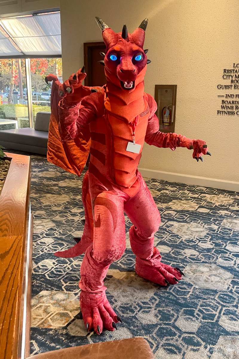 rubberdeer's tweet photo. When you need a good "rawring" at, you know who to call..
📸 @Sliced_Ramen 🐉 @Komickrazi #FursuitFriday https://t.co/HGlywKYdTN