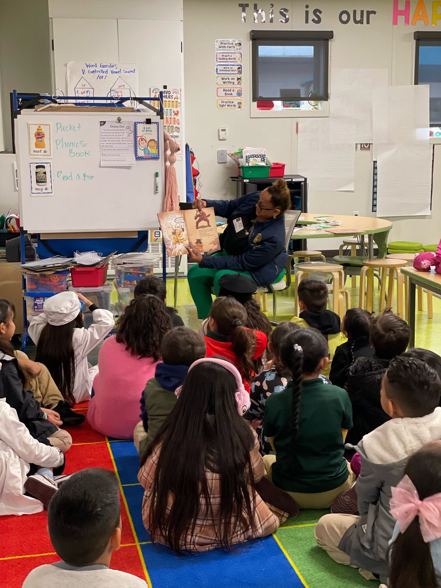 AsmJasmeetBains's tweet photo. #TeamBains put in a tremendous effort for Read Across America week, promoting literacy and reading to students throughout Kern County. Thank you to all the teachers who help children unlock their potential through reading. https://t.co/rSznUEkXKD