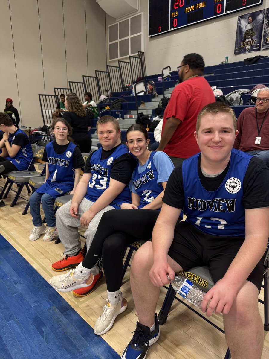 MidviewUnified's tweet photo. Thank you North Ridgeville for hosting a great Unified Basketball tournament. We had so much fun! 🏆 https://t.co/pWPy0cwdQS